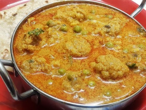 ஹோட்டல் ஸ்டைல் வெஜிடபிள் குருமா!!!