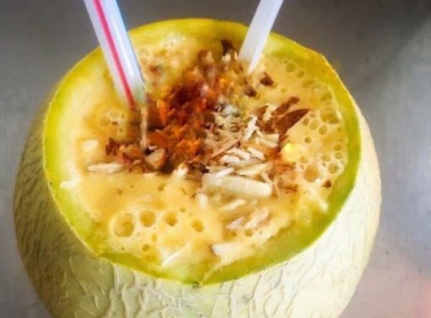 குளுகுளு முலாம்பழ மில்க் ஷேக்!!!